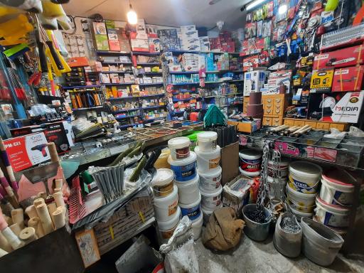 عکس رنگ و ابزار افشار