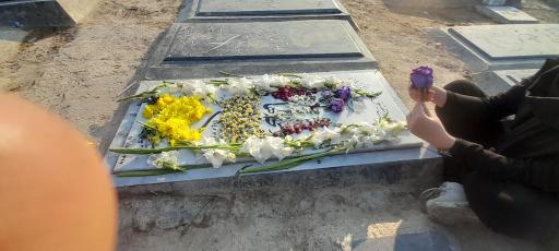 عکس مزار خدیجه هاشمی