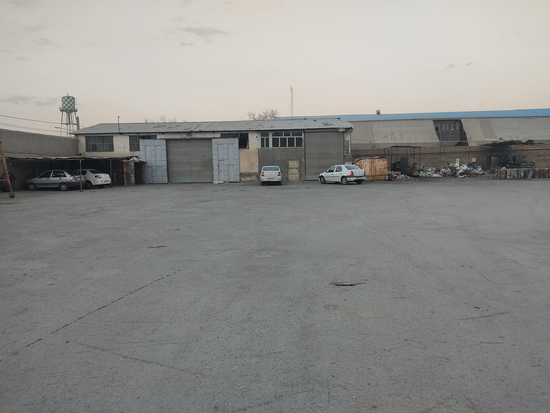 عکس انبار آهن آلات و باسکول منتظریان