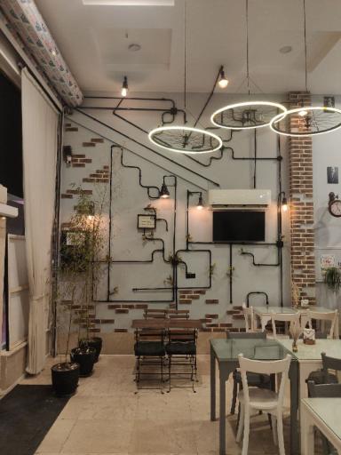 عکس کافه اسپیناس