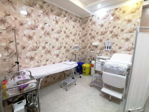 عکس مطب ماما همراه مرضیه طاهرپور