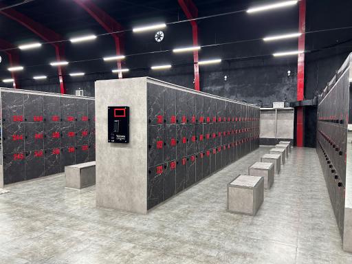 عکس باشگاه بدنسازی مالک محمدی