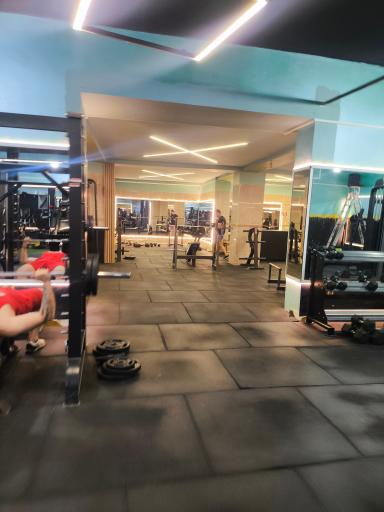 عکس باشگاه بدنسازی اورجینال 
