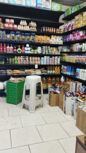 عکس سوپرمارکت بقال باشی