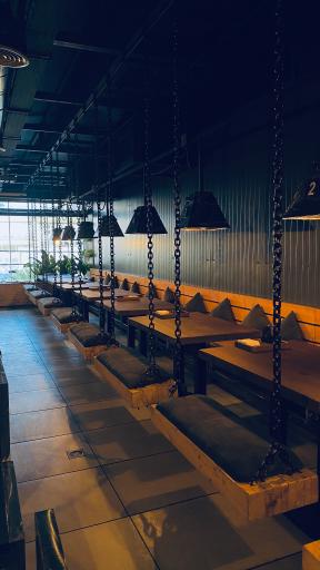 عکس کافه فست‌فود تیک‌آف