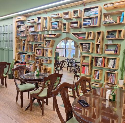 عکس کافه کتاب رگبرگ