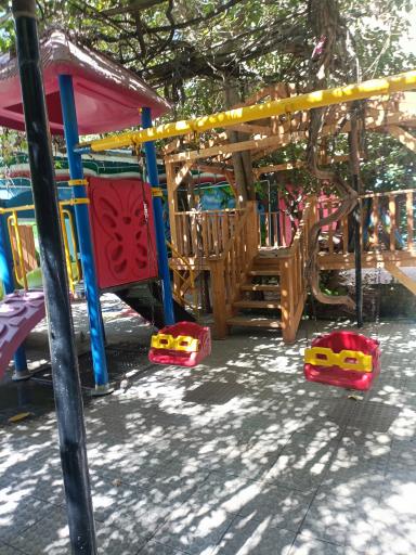 عکس پیش دبستانی و دبستان غیر انتفاعی آیلا