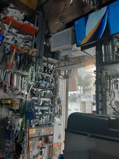 عکس فروشگاه رنگ ابزار،شیرآلات وکلیدسازی شبستری