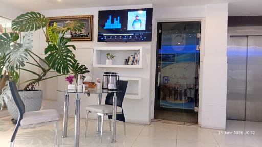 عکس آزمایشگاه امید