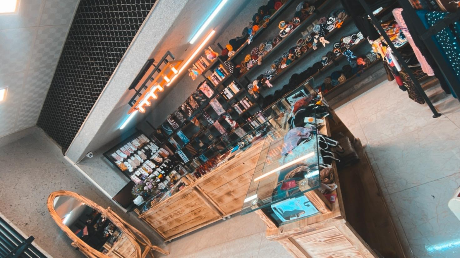 عکس شال و روسری رادیکال 