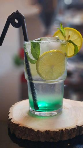 عکس کافه گلورا