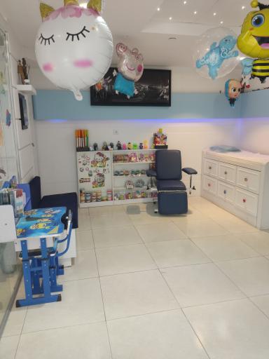 عکس آزمایشگاه امید