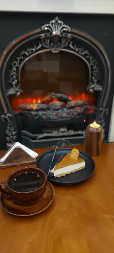 عکس کافه نیمکت