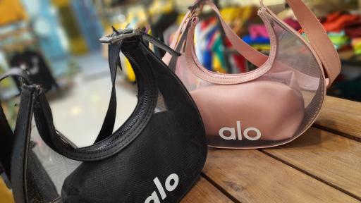 عکس فروشگاه پوشاک زنانه نیل شاپ