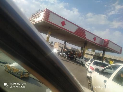 عکس جایگاه سوخت بنزین و گازوئیل یاس