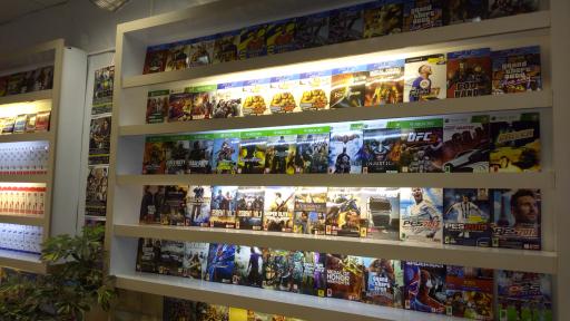 عکس محصولات فرهنگی اهورا