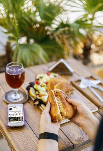 عکس کافه نیمکت