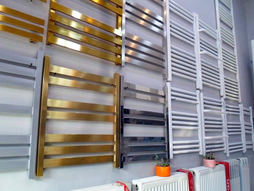 عکس پخش تاسیسات عیدی