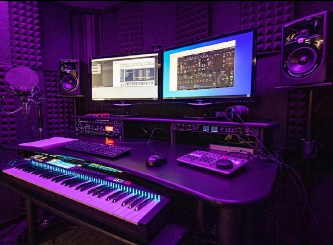 عکس استودیو موسیقی مهراد