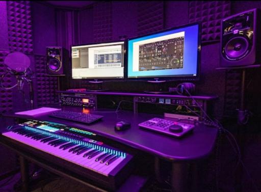 عکس استودیو موسیقی مهراد