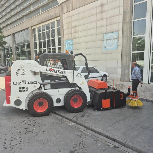 عکس کارگاه صنعتی ایران بابکت 