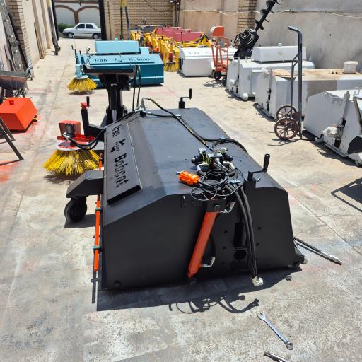 عکس کارگاه صنعتی ایران بابکت 