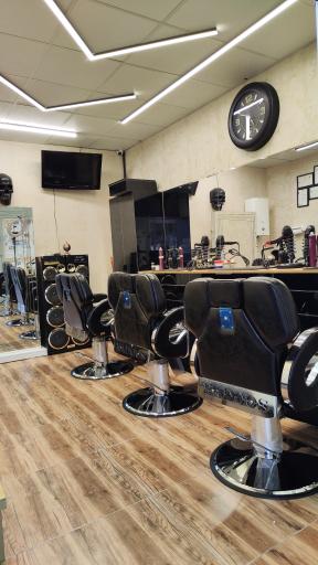 عکس پیرایش دکتر کات 