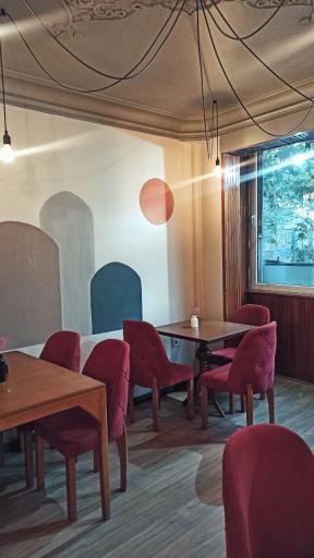 عکس کافه بارُن