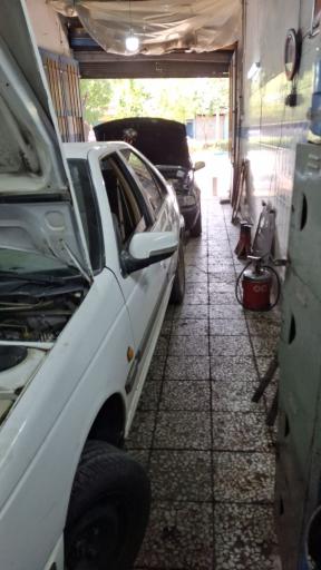 عکس تعمیرگاه چراغ‌ چک