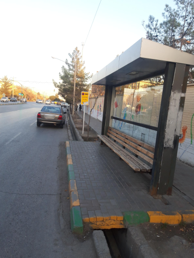 عکس ایستگاه اتوبوس حسابی 47