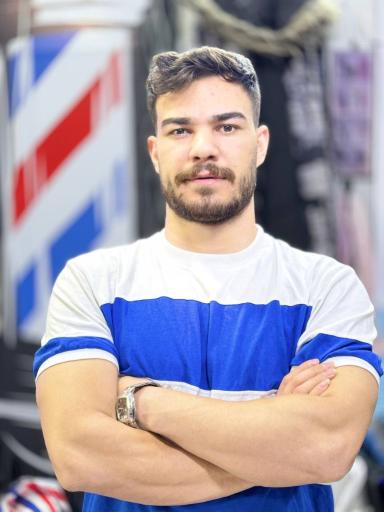 عکس پیرایش یونیک