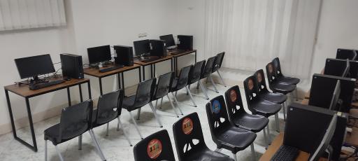 عکس مجتمع آموزشی سحر