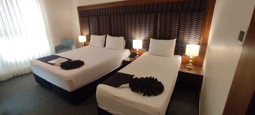 عکس هتل جوارالملک