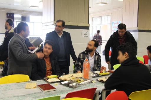 سلف غذاخوری دانشکده فنی و حرفه ای شهید قاضی طباطبایی