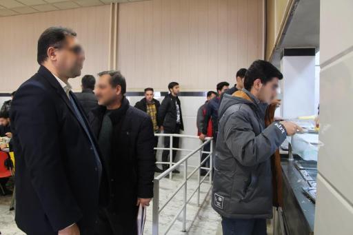 عکس سلف غذاخوری دانشکده فنی و حرفه ای شهید قاضی طباطبایی