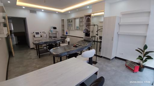 کلینیک زیبایی هارمونی سنتر