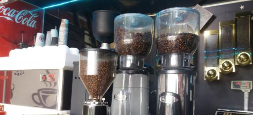 عکس کافه ۱۸