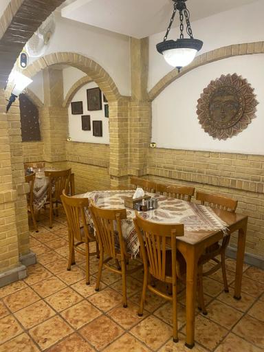 عکس رستوران سنتی خان باجی