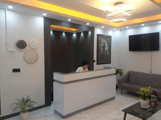 عکس کلینیک پوست و مو خورشید 