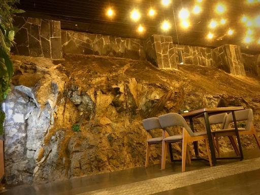 عکس رستوران مهرداد