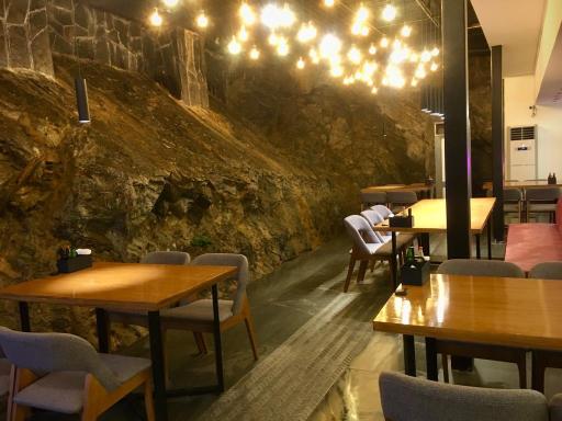 عکس رستوران مهرداد