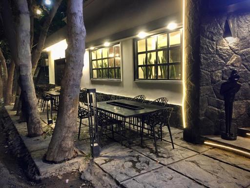 عکس رستوران مهرداد