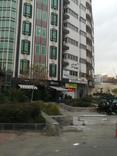 ساختمان نقش طاووس