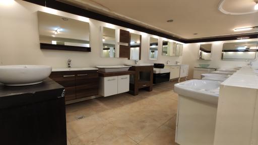 عکس فروشگاه صنایع (شیرآلات وسرامیک)