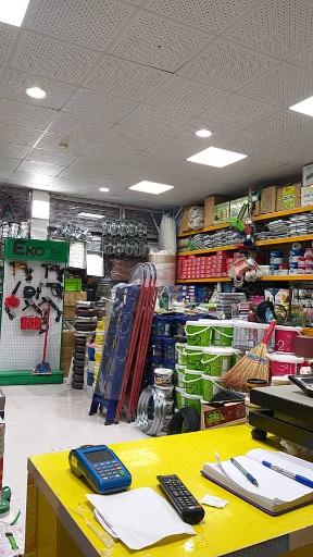 عکس رنگ و ابزار تهرانی