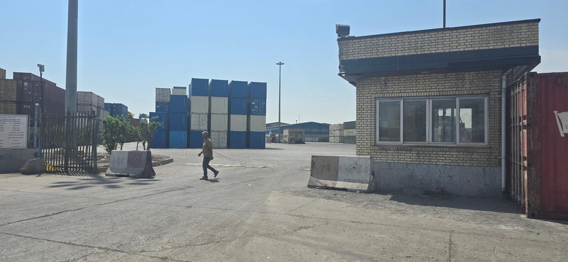 عکس محوطه بارگیری اختصاصی سینا