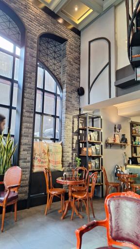 عکس کافه برشته کاری بیدار