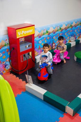 عکس خانه بازی شادی