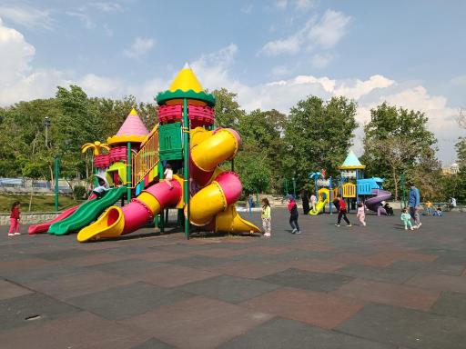 عکس پارک بازی کودکان