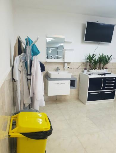 عکس دندانپزشکی مرکزی پیشوا